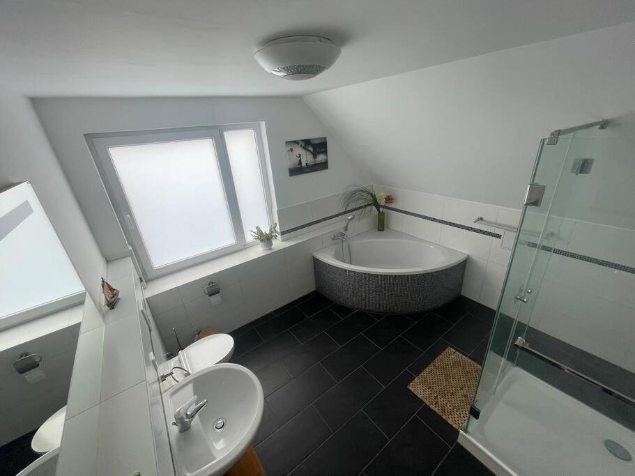 Urban House For Families And Berlin Tourists Villa Teltow Bagian luar foto