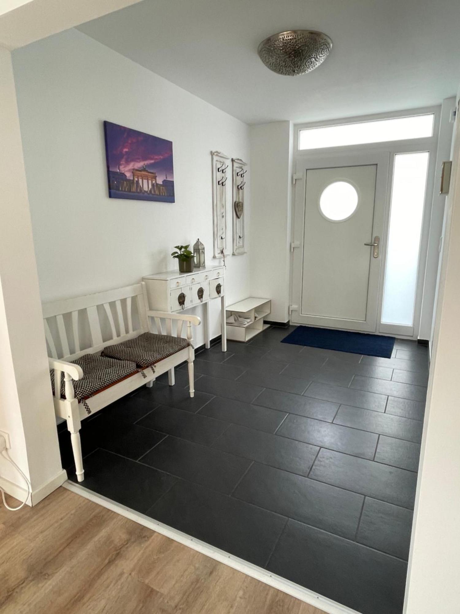 Urban House For Families And Berlin Tourists Villa Teltow Bagian luar foto